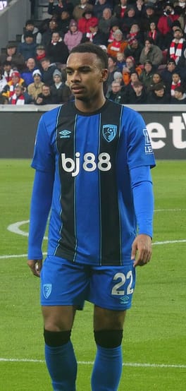 エリ・ジュニオール・クルピ（サッカー選手）の写真