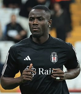Photo of Eric Bailly