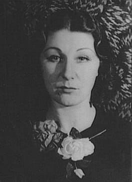 Photo of Judith Anderson