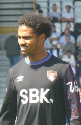 アミン・アドリ（サッカー選手）の写真