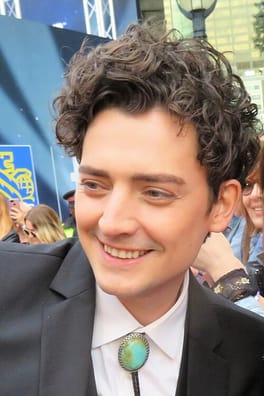 Photo of Aneurin Barnard