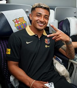 Photo of Julián Araujo