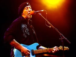 リチャード・トンプソン (音楽家)(ギタリスト・マンドリン奏者)の写真