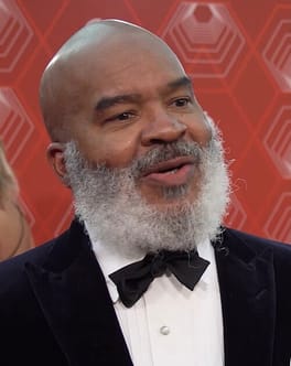 デヴィッド・アラン・グリア（脚本家・舞台俳優）の写真