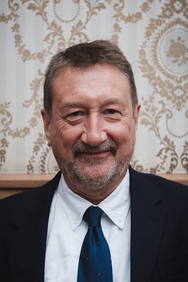 Photo of Steven Knight