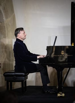Photo of Stephen Hough