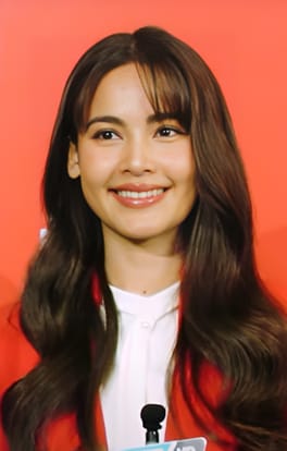 Photo of Urassaya Sperbund