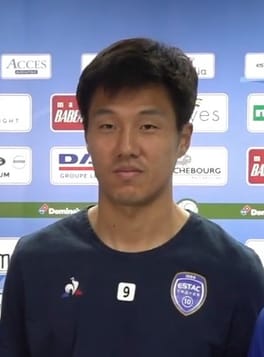 Photo of Suk Hyun-jun