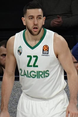 バシリエ・ミチッチ（バスケットボール選手）の写真