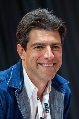 Photo of Max Greenfield
